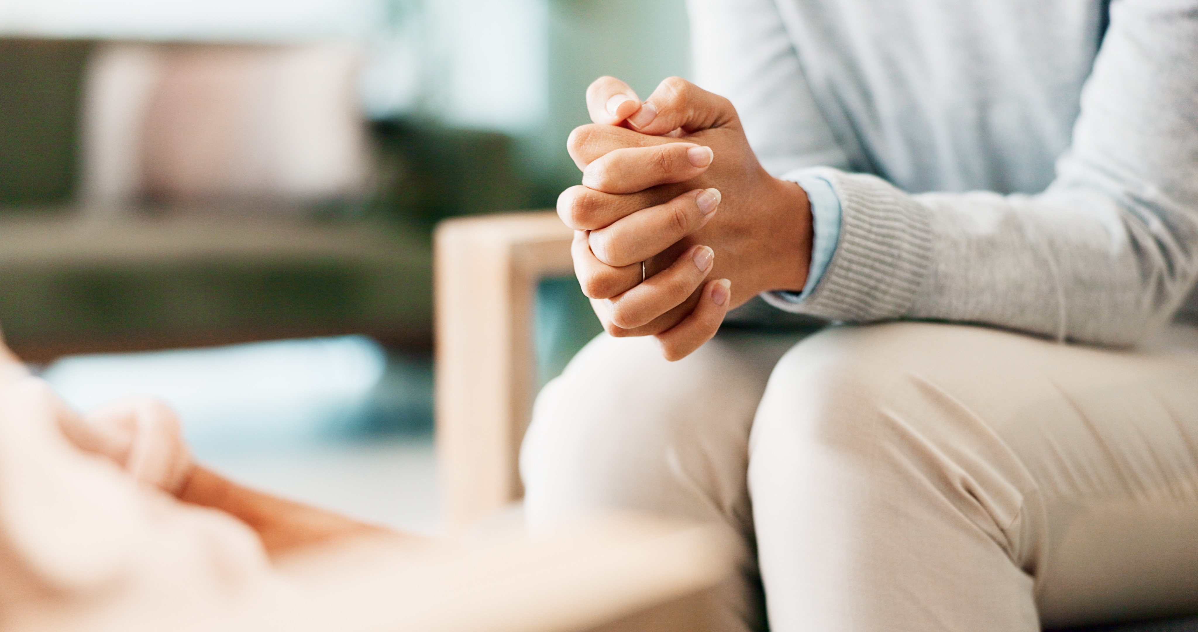 Healthcare consultation discussing persistent shoulder pain, mobility concerns, and treatment options related to menopause and frozen shoulder. Healthcare consultation discussing persistent shoulder pain, mobility concerns, and treatment options related to menopause and frozen shoulder.